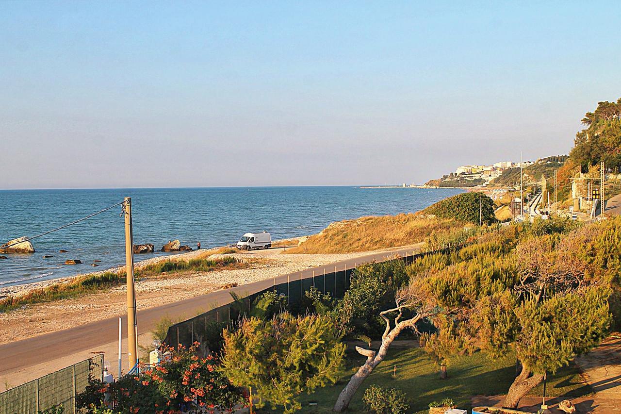 La Margherita Case Vacanze Rodi Garganico Esterno foto